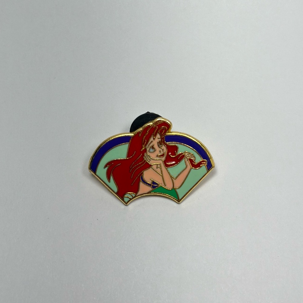 🪼2 for $20🪼 Disney pin